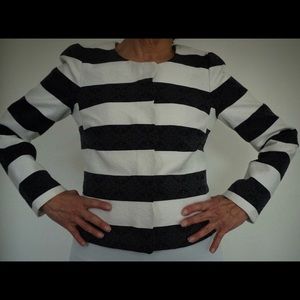 Banana Republic navy white scalloped front